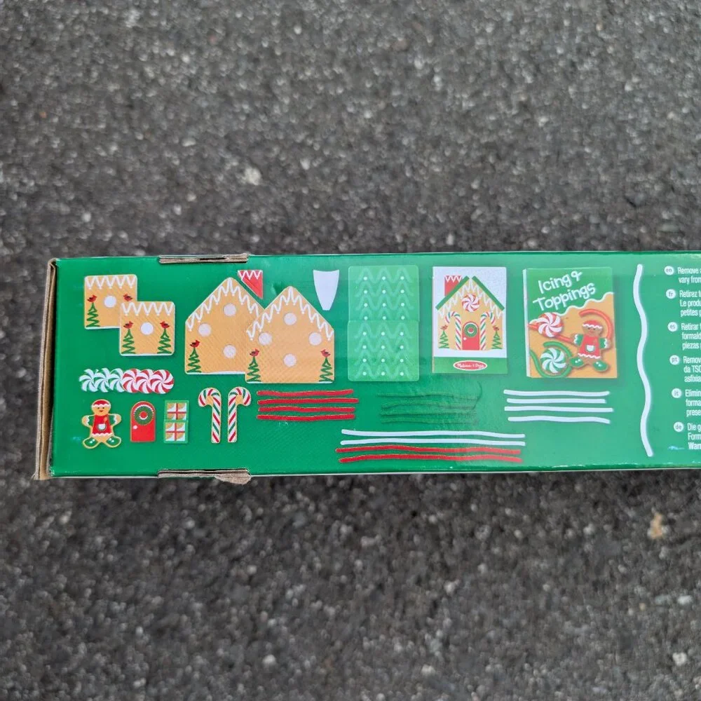 Melissa & Doug Gingerbread House Wooden Playset 38 Pieces Building Christmas NEW